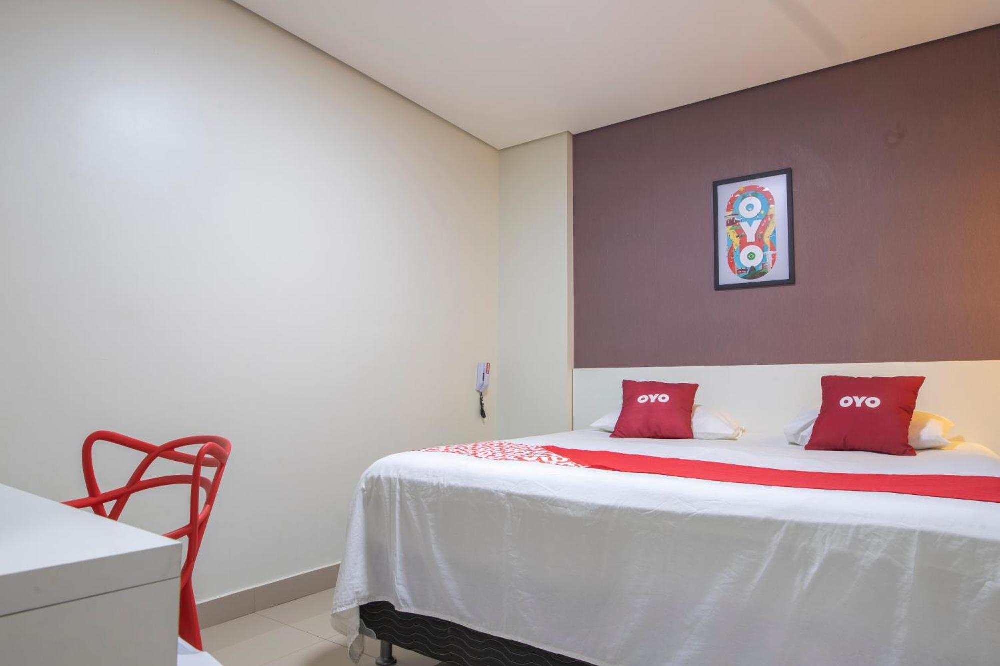 Oyo Tropical Confort Hotel, Brasilia Sao Sebastiao  Екстериор снимка