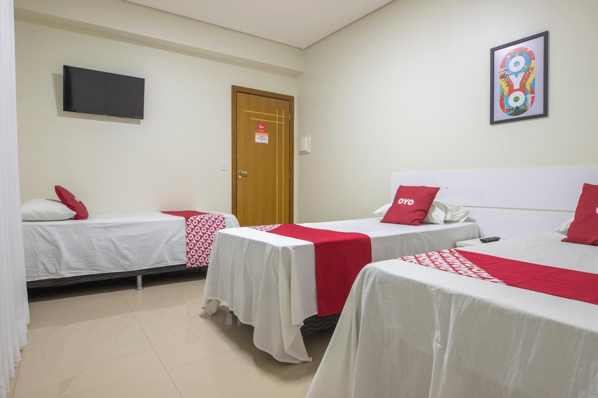 Oyo Tropical Confort Hotel, Brasilia Sao Sebastiao  Екстериор снимка