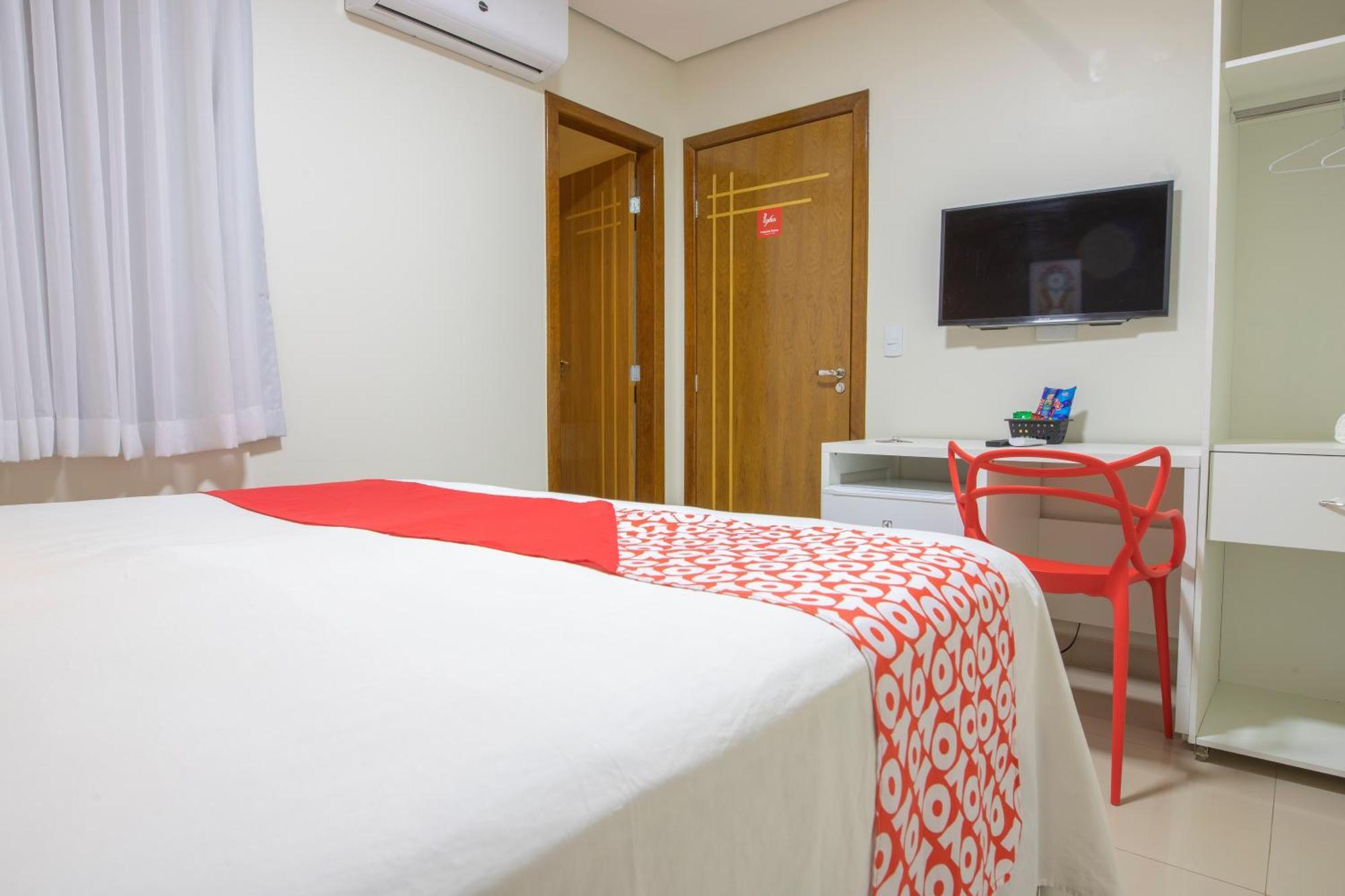 Oyo Tropical Confort Hotel, Brasilia Sao Sebastiao  Екстериор снимка
